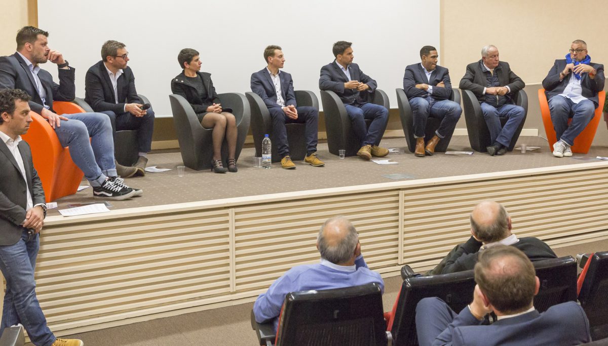 CASTRES DEBAT ARBITRES