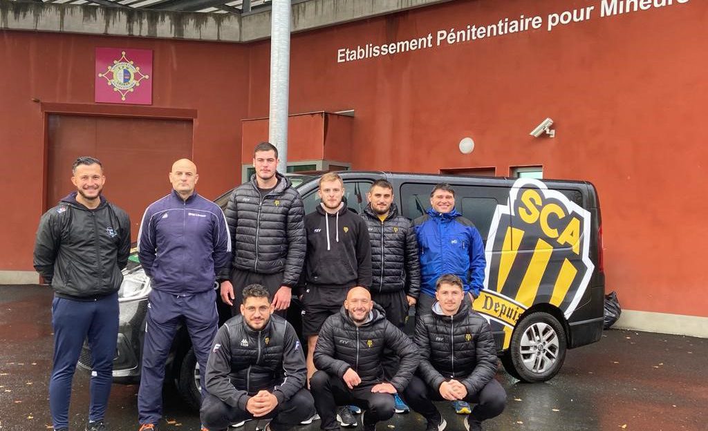 Moment de partage au centre pénitentiaire pour mineurs de Lavaur