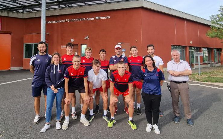 Moment de partage au centre pénitentiaire pour mineurs de Lavaur