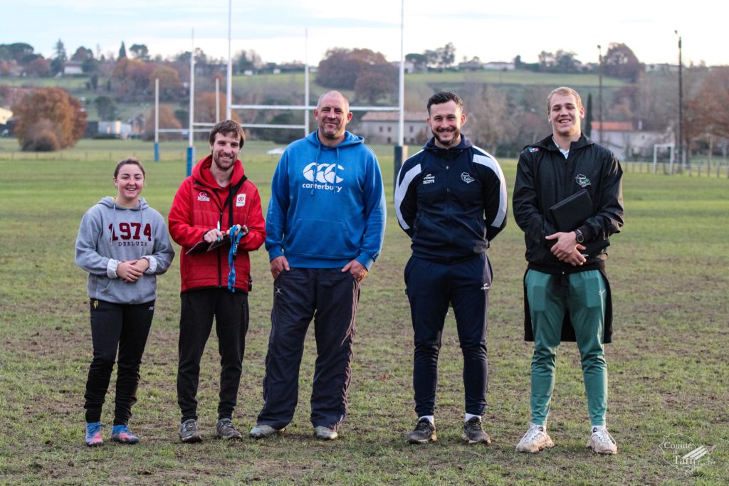 Le staff des M14 : Chloé Humbert, Lionel Jourdas, Lionel Viguier, Valentin Caillau et Ludovic Dauba.