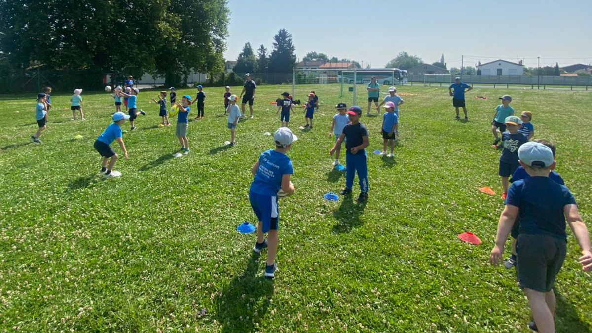 Belle journée sportive pour les maternelles avec l’UGSEL à Castres