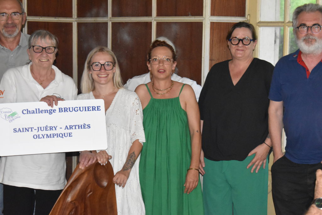A G Comité Castres (40)17 06 26